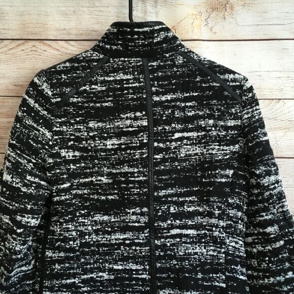 CARLISLE ZIP FRONT JACKET IN BLACK AND WHITE WITH BLACK LEATHER TRIM - Picture 8 of 12